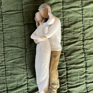 Willow Tree Loving Couple Sculpture - Cream and Tan